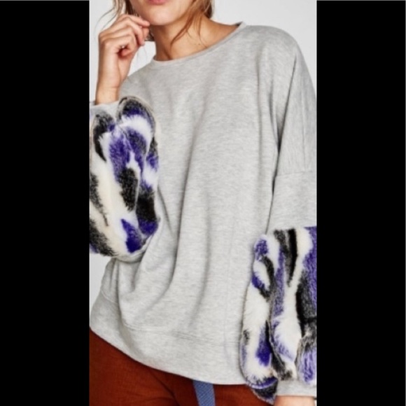 NEW ZARA FUR SWEATSHIRT - Picture 2 of 2